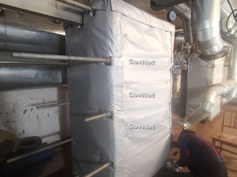 板式<a href=http://www.z833.cn/e/tags/?tagname=%E6%8D%A2%E7%83%AD%E5%99%A8%E4%BF%9D%E6%B8%A9 target=_blank class=infotextkey>換熱器保溫</a>,<a href=http://www.z833.cn/e/tags/?tagname=%E5%8F%AF%E6%8B%86%E5%8D%B8%E4%BF%9D%E6%B8%A9%E5%A5%97 target=_blank class=infotextkey>可拆卸<a href=http://www.z833.cn/e/tags/?tagname=%E4%BF%9D%E6%B8%A9%E5%A5%97 target=_blank class=infotextkey>保溫套</a></a>